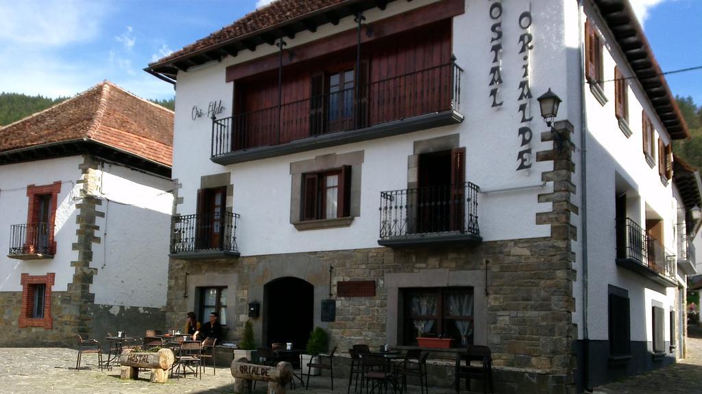Hostal Orialde Ochagavia Exterior photo