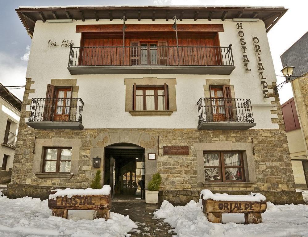 Hostal Orialde Ochagavia Exterior photo