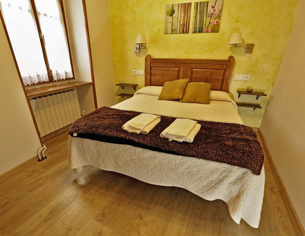Hostal Orialde Ochagavia Room photo